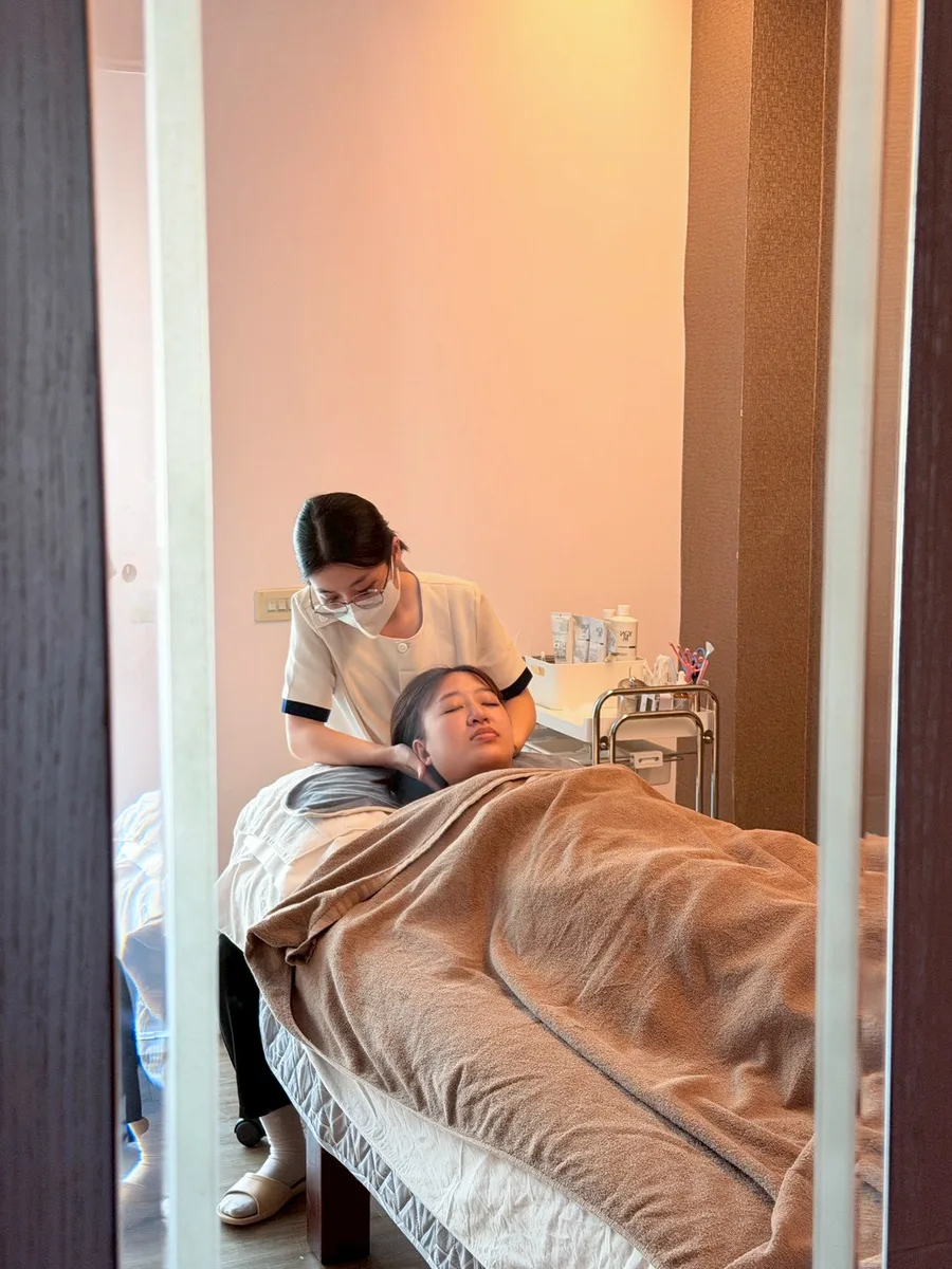 台南臉部保養推薦｜名緻美顏SPA｜法國雍卡護膚深層清粉刺＋保