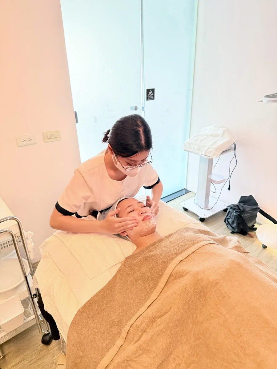 台南臉部保養推薦｜名緻美顏SPA｜法國雍卡護膚深層清粉刺＋保