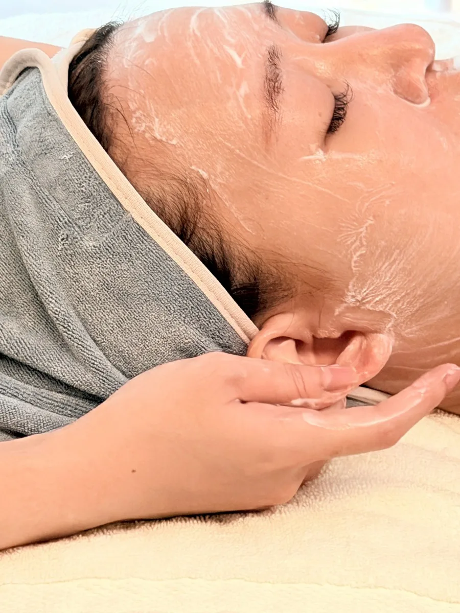 台南臉部保養推薦｜名緻美顏SPA｜法國雍卡護膚深層清粉刺＋保