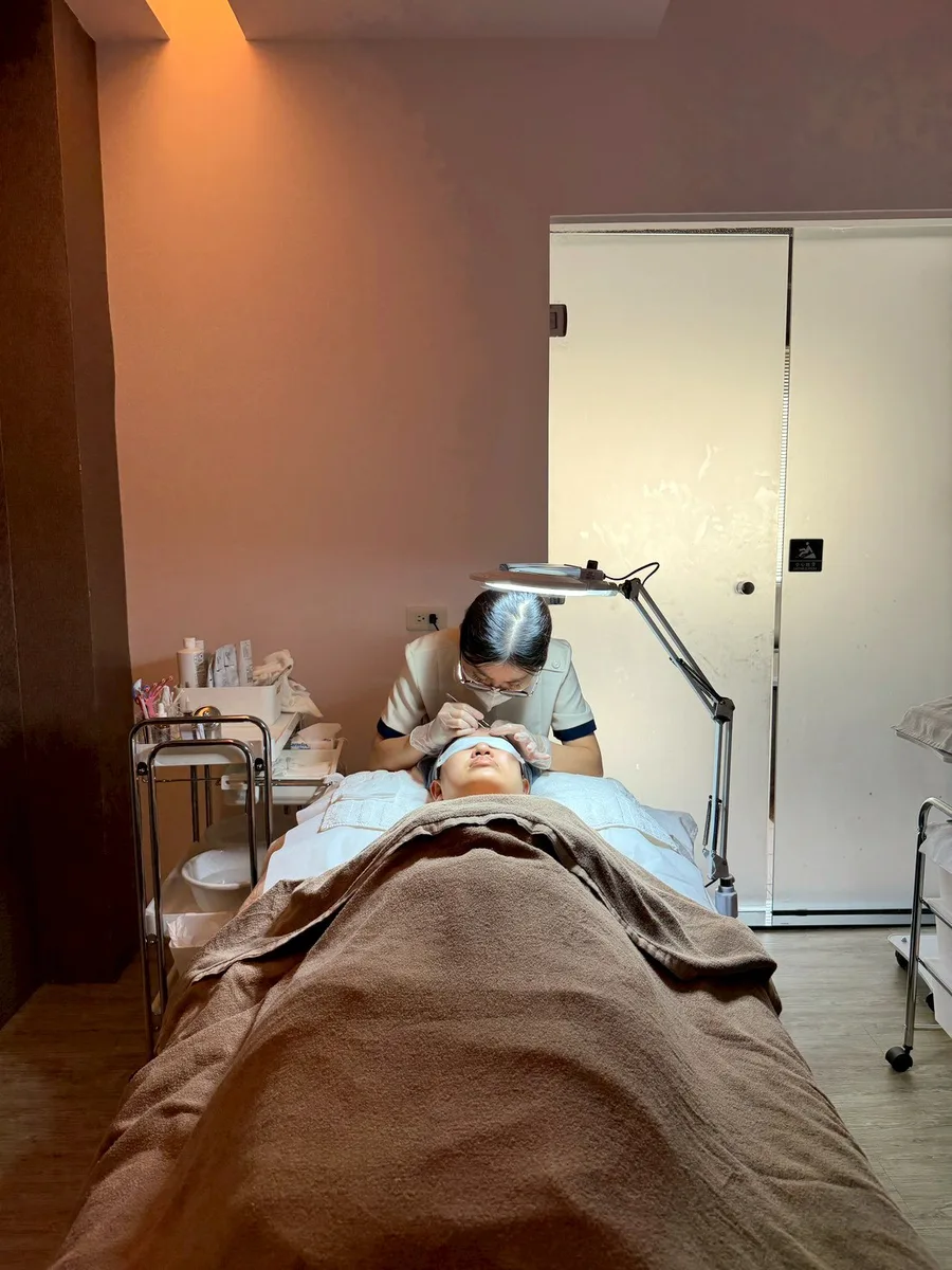 台南臉部保養推薦｜名緻美顏SPA｜法國雍卡護膚深層清粉刺＋保