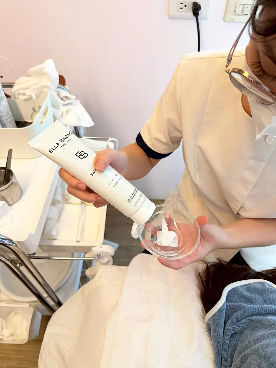 台南臉部保養推薦｜名緻美顏SPA｜法國雍卡護膚深層清粉刺＋保