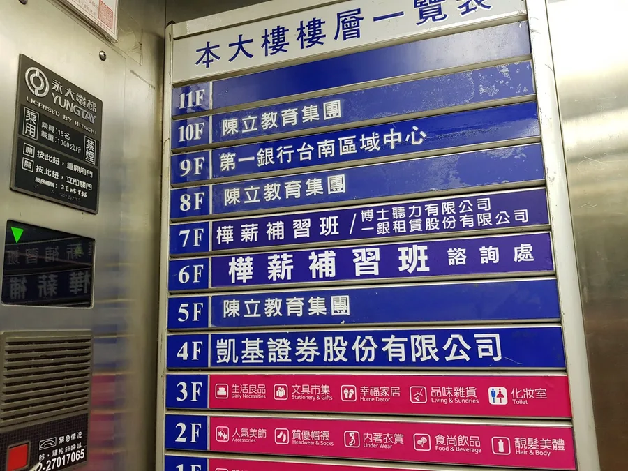 01.jpg