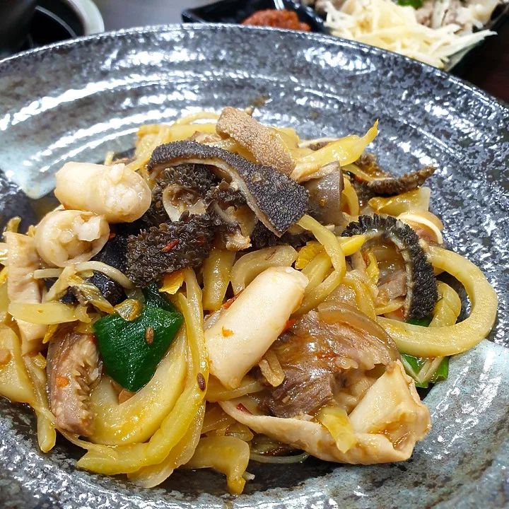 【台南清燉羊肉爐】阿堂鮮蔬羊肉爐│清甜養生芥菜心湯頭│一隻羊只能切十盤的上等國產努比亞溫體羊│台南北區必吃