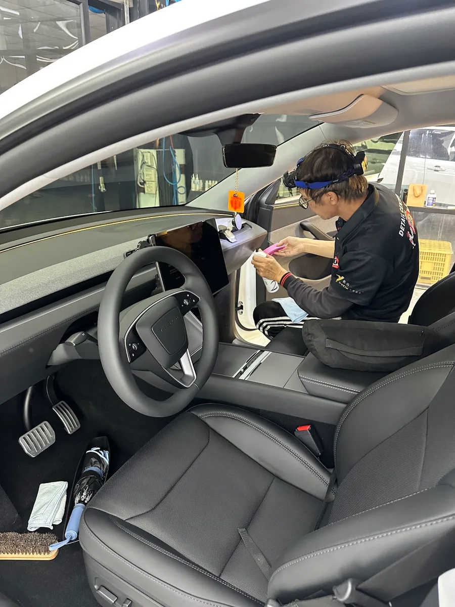 台南汽車美容|Tesla 新車交車第一站?佑鑫汽車美容完整鍍膜紀錄