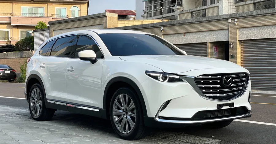 台南汽車包膜『XPEL授權-星城車體鍍膜包膜』透明犀牛皮十年保固！MAZDA CX9仁德車體貼膜推薦