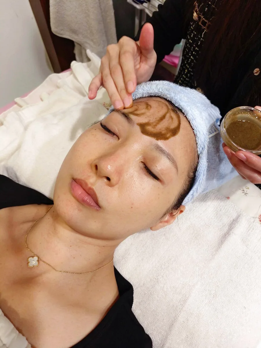 白嫩豆腐肌！台南朵菈美學spa闆娘的美麗祕訣「藻針煥膚」改善斑點:痘疤:毛孔粗大:膚色不均,台南美容保養做臉推薦4.jpg