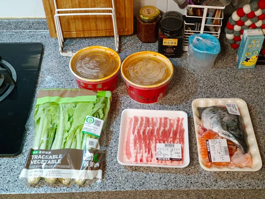三鼎紅大同店,台南平價美食,台南校園美食,台南麻辣鴨血臭豆腐,火鍋湯底推薦14.jpg
