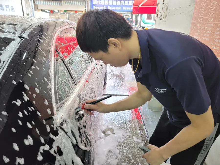 【台南汽車美容鍍膜推薦】岫舫車體美研讓我驚豔！鍍膜好康送超多