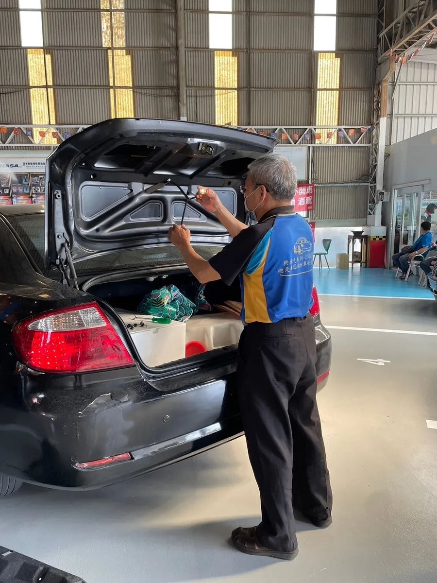 歸仁驗車－興泰汽車修配廠驗車檢驗線專業設備