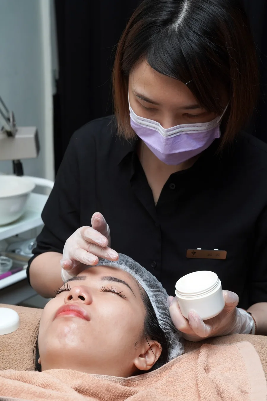 台南平價做臉清粉刺推薦：FILF小資美顏館，無壓力定期保養6
