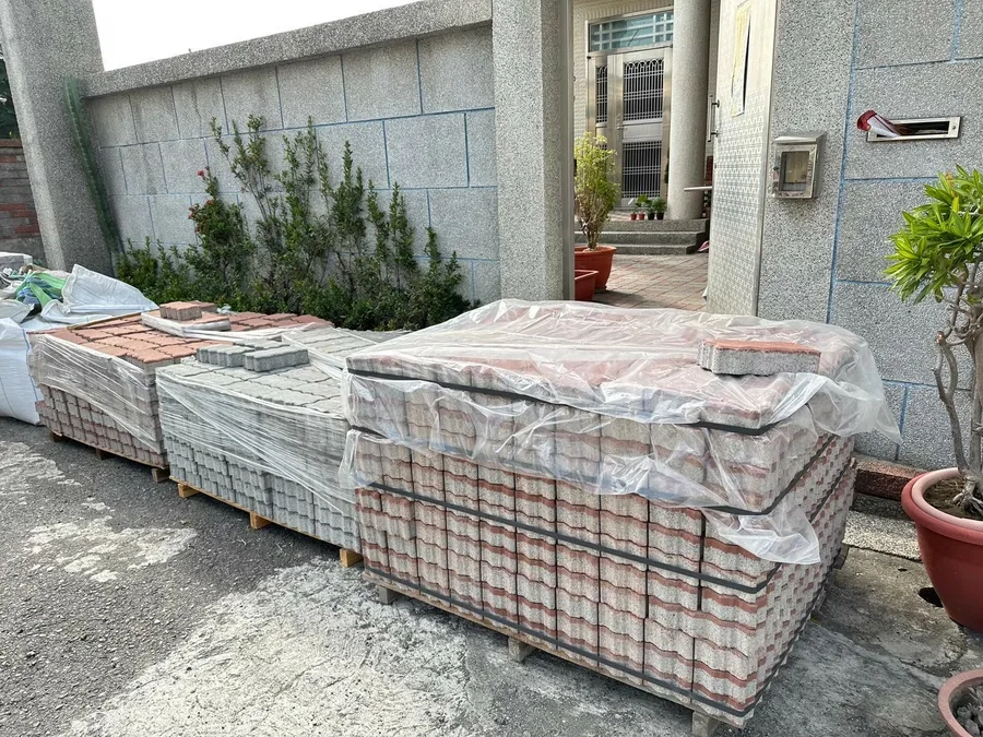 台南統包推薦【富川土木包工業】地坪連鎖磚工程，排水管路工法細