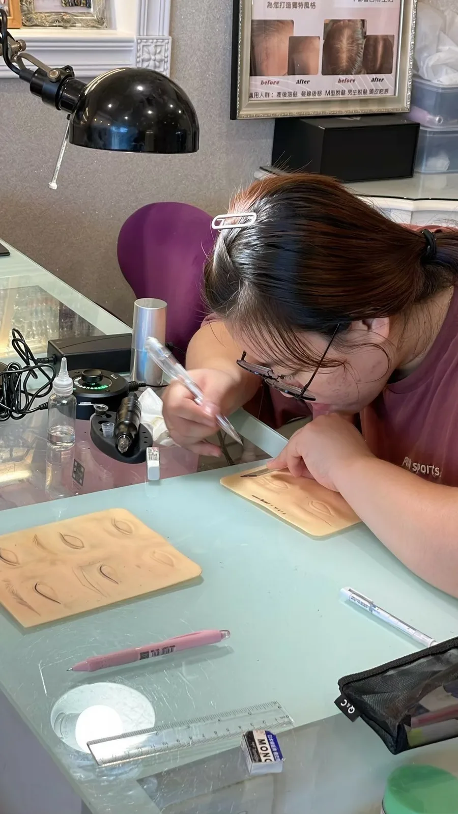 台南美容教學推薦：分享美業升級之路！台南綝綝學院，美睫與機器