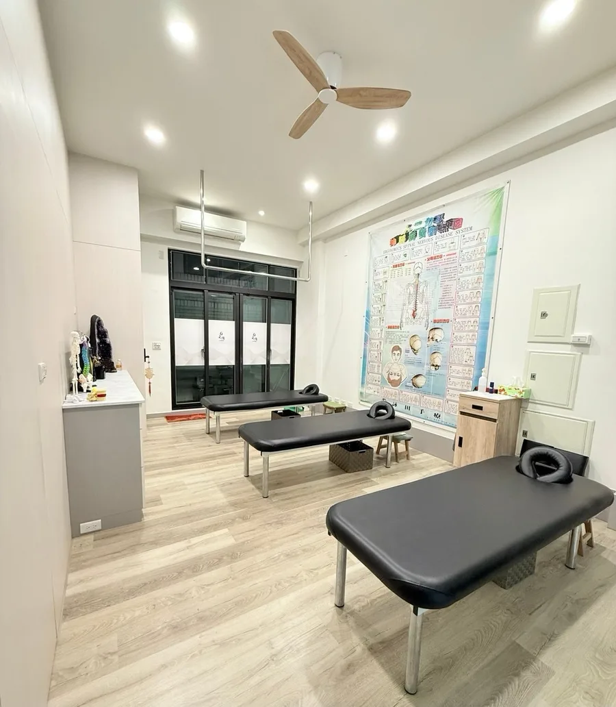 台南整復推薦｜肩頸痠痛、偏頭痛長年困擾，靠溫和仙骨調理終於改