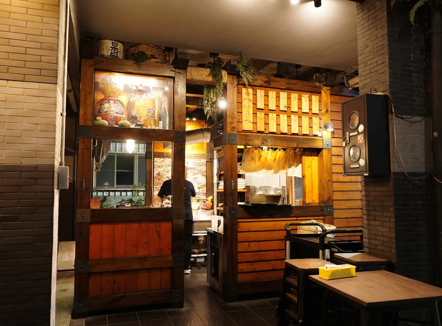 台南燒烤店推薦【原佃燒烤】平價美味日式居酒屋│冷氣開放聚餐好