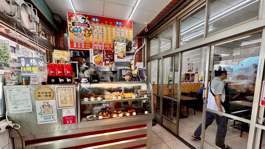 【雲林土庫美食】在地人才知道的神店！張家牛肉麵激推滷味＋水餃