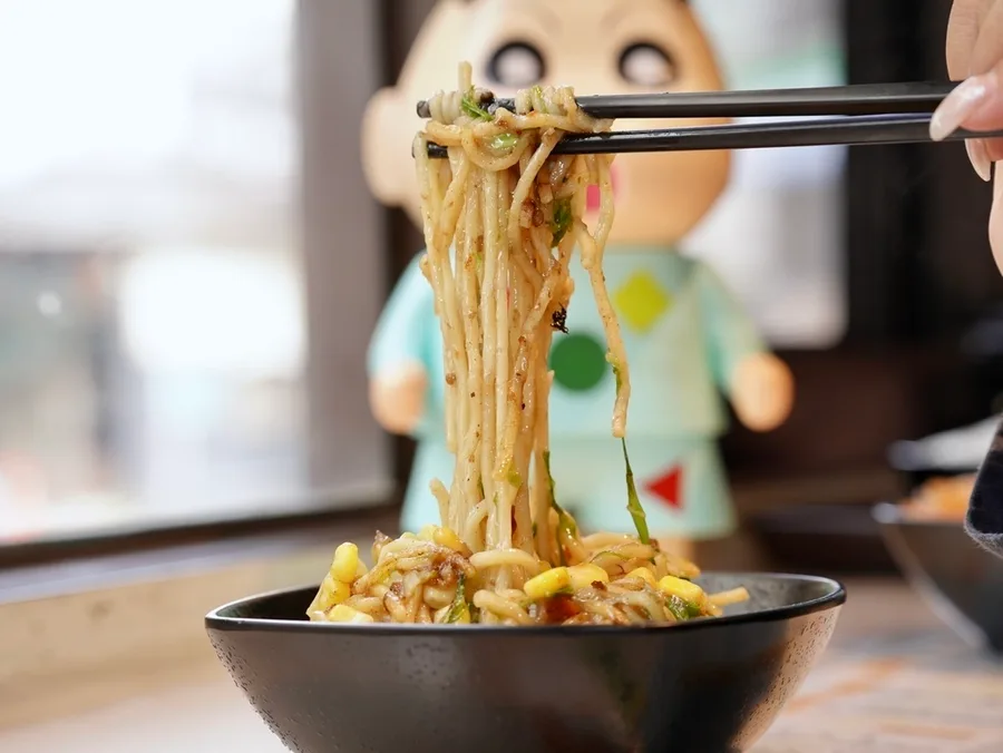 台南早餐推薦｜早頓早午餐｜台式米糕、泰式打拋豬、韓式蛋餅一次收服三個胃 — 開箱