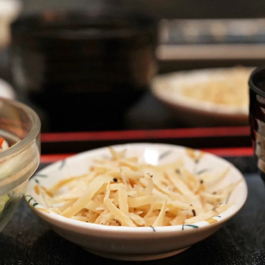台南日式定食推薦｜小椿食堂｜炸牡蠣、鮭魚親子丼超值又道地