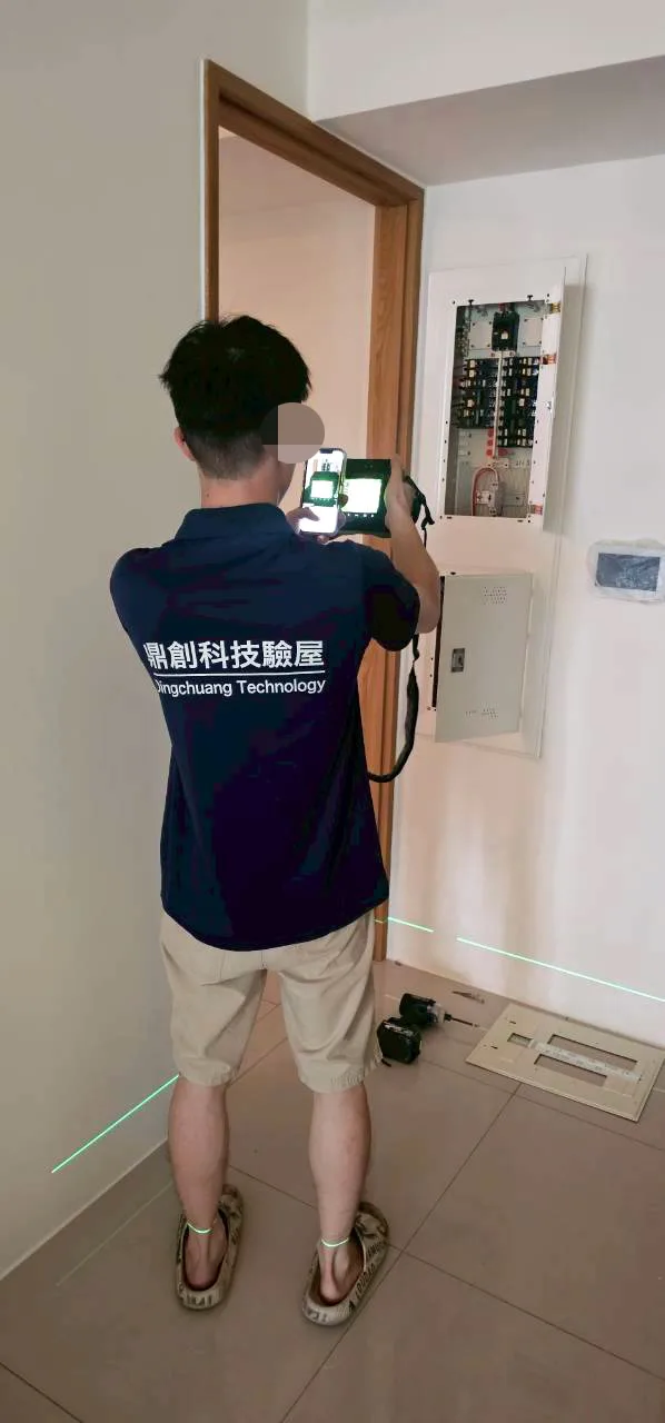 新房交屋前一定要驗屋嗎？高雄鼎創科技實測：爸媽退休宅驗出磁磚空鼓和抽風管路缺失