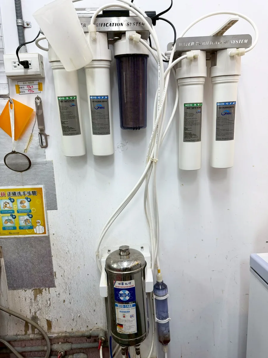 飲料店茶湯苦澀、咖啡機水垢怎辦？高雄蕎藝淨水設備實測，營業用軟水系統全紀錄