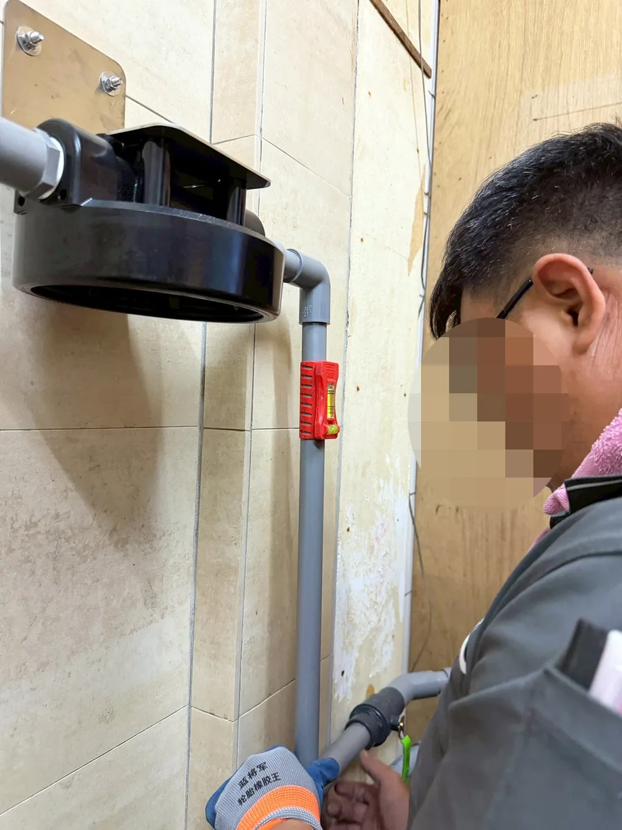 飲料店茶湯苦澀、咖啡機水垢怎辦？高雄蕎藝淨水設備實測，營業用軟水系統全紀錄